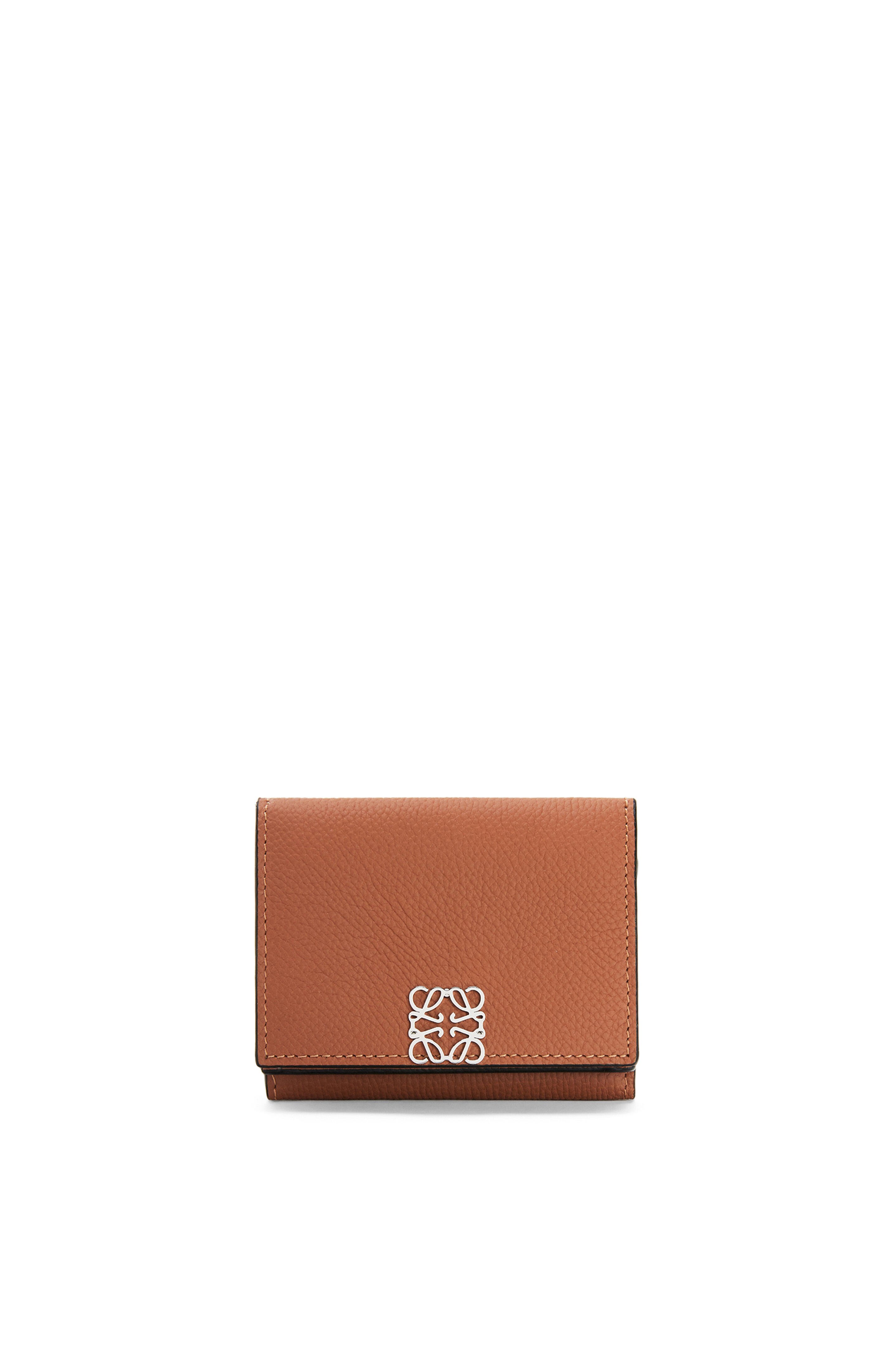 ロエベ LOEWE レディース三つ折り ミニ財布 アナグラム トリフォルド  C821TR2X02 2530