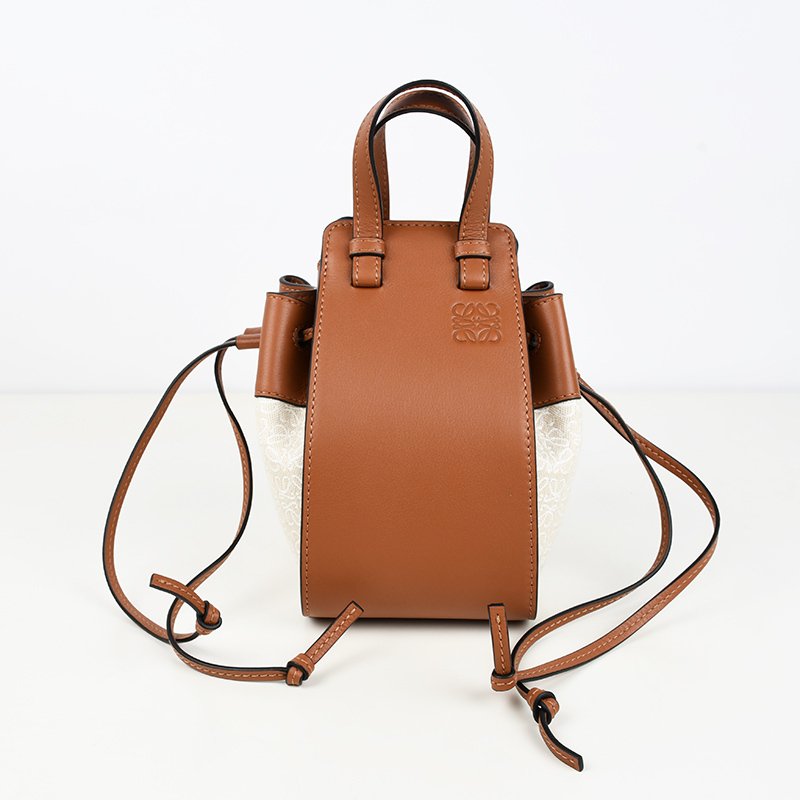 ロエベ LOEWE  レディースハンモック ドローストリングバッグ ミニ A538V07X11 2426