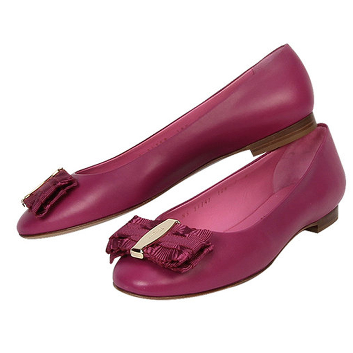 フェラガモ FERRAGAMO レディース VARA リボン パンプス 0659102 ELINDA SANGRIA